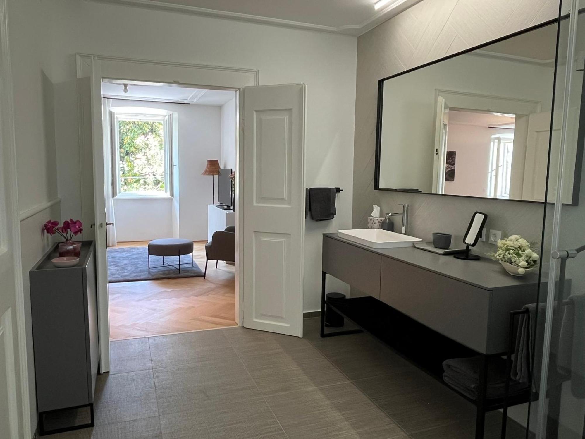 Magnolia Apartment